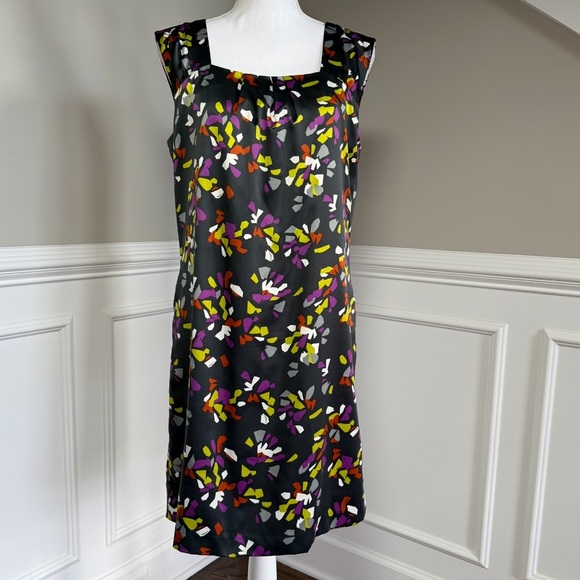 Banana Republic Grey Satin contemporary print Sleeveless Dress Size 8 - Picture 1 of 8
